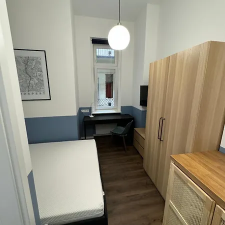 Designer Downtown Apartman *